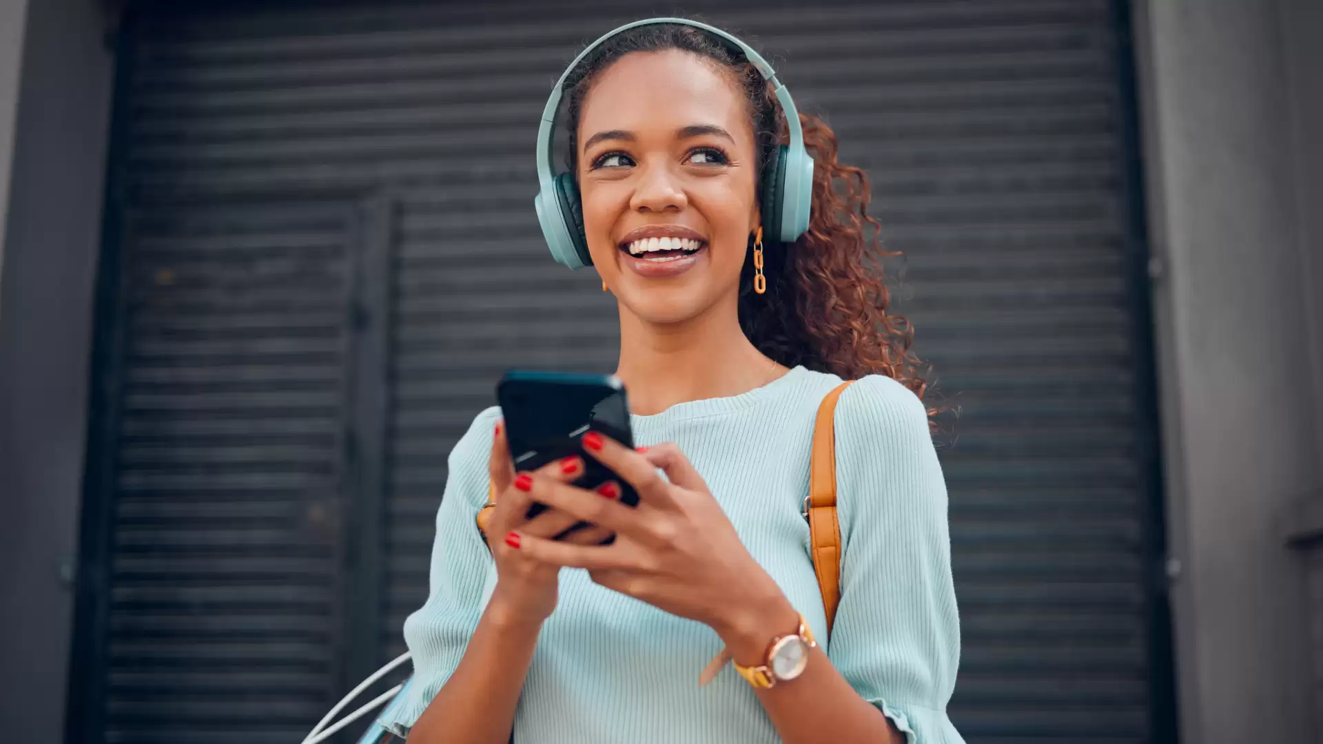 Hero Image for Top tips to buy your first villa in Reservoir