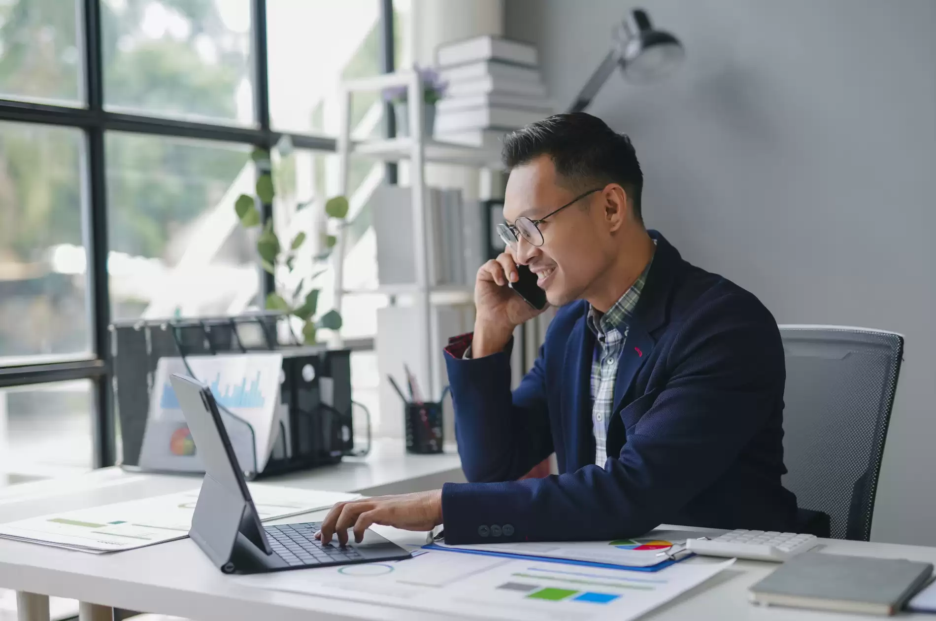 Client Retention Strategies Header Image