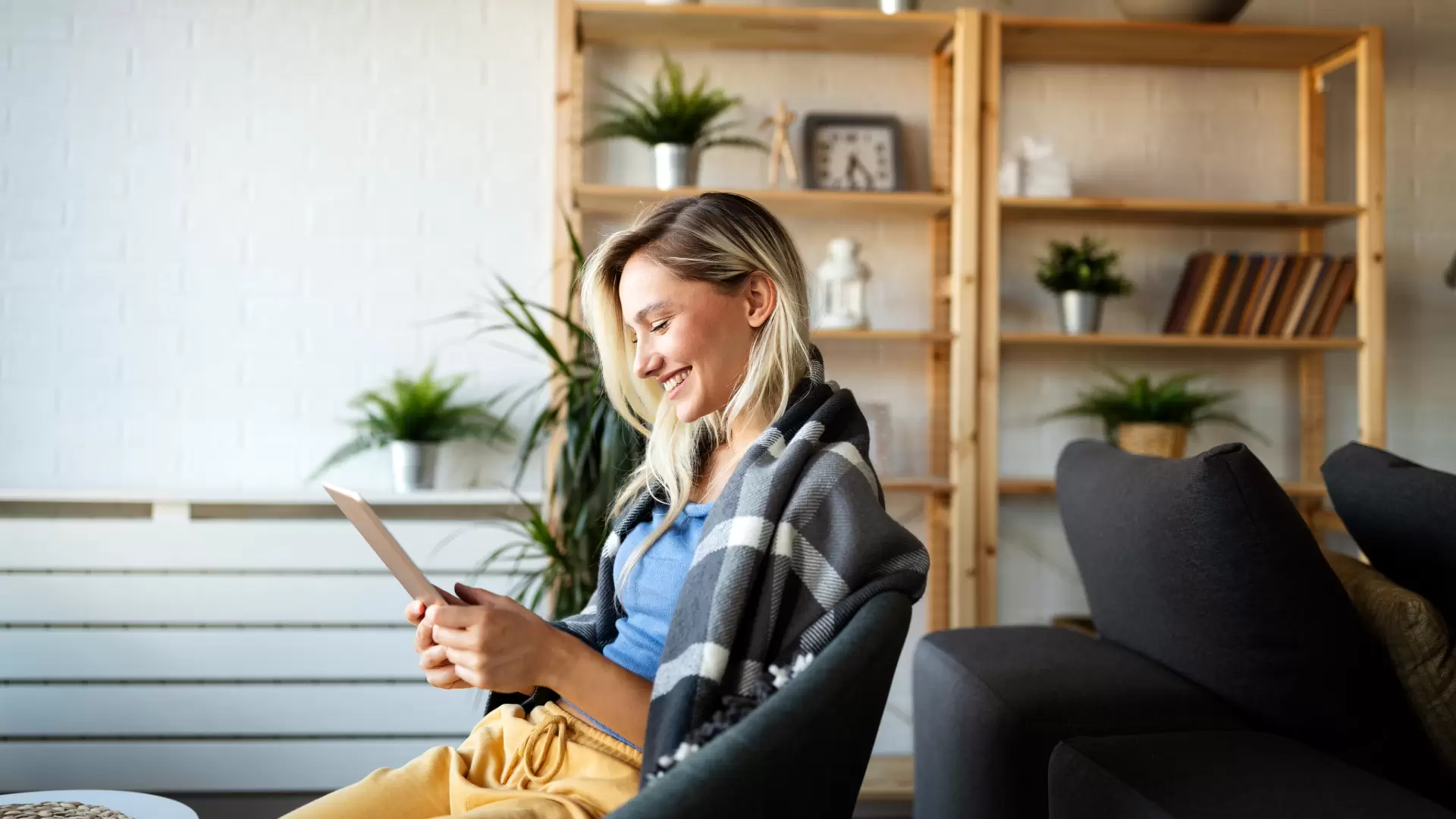 First Home Buyer Experiences Simple Lending