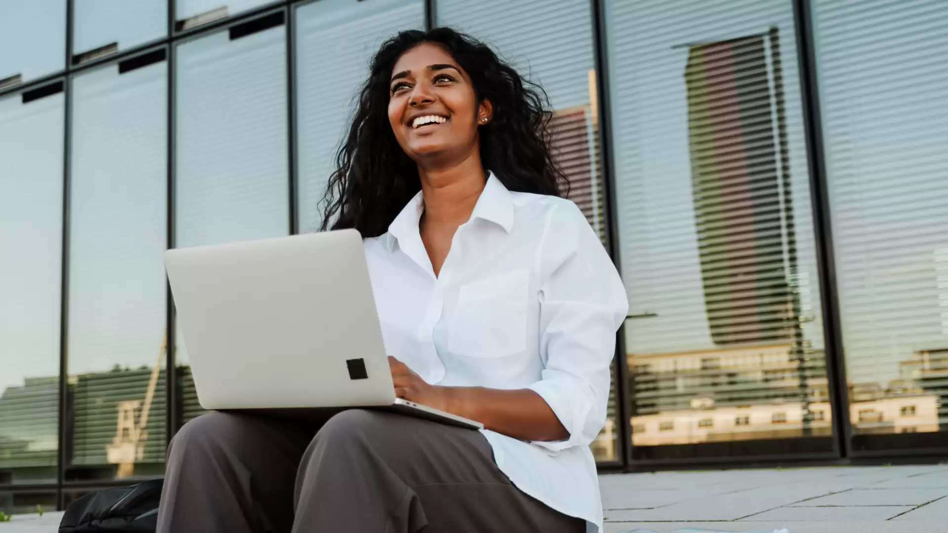 Hero Image for Why Should Defence Members Consider Fixed Rate Home Loans?