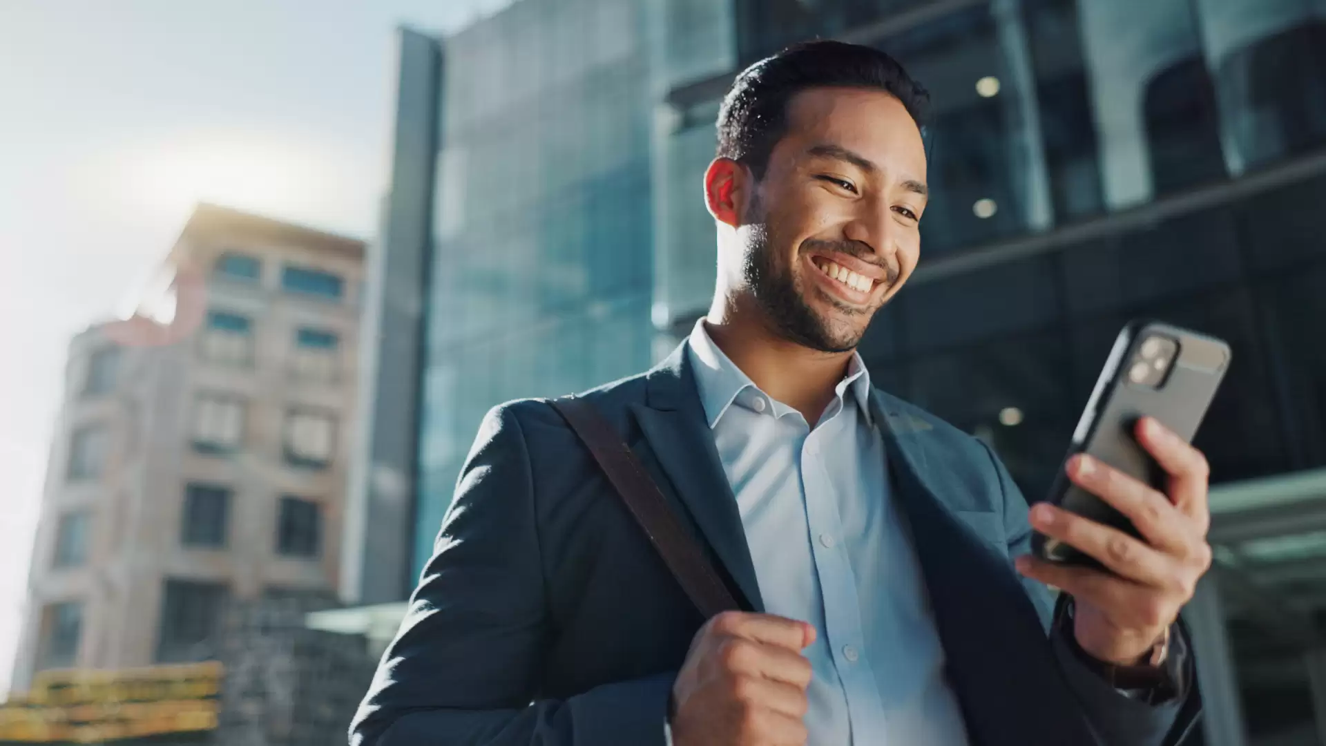 Hero Image for Top tips to master keyword research for broker SEO success