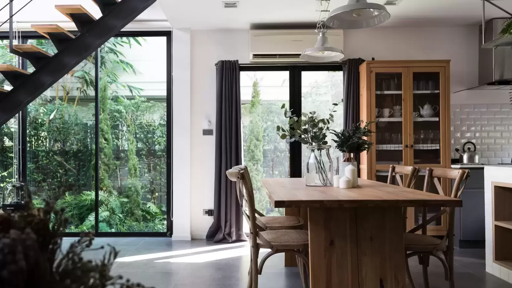 Armadale AXTON Finance