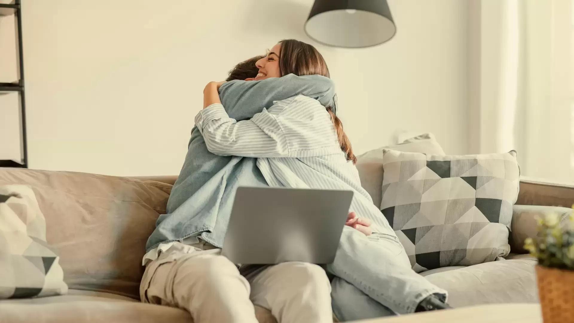 First Home Buyer Experiences Simple Lending