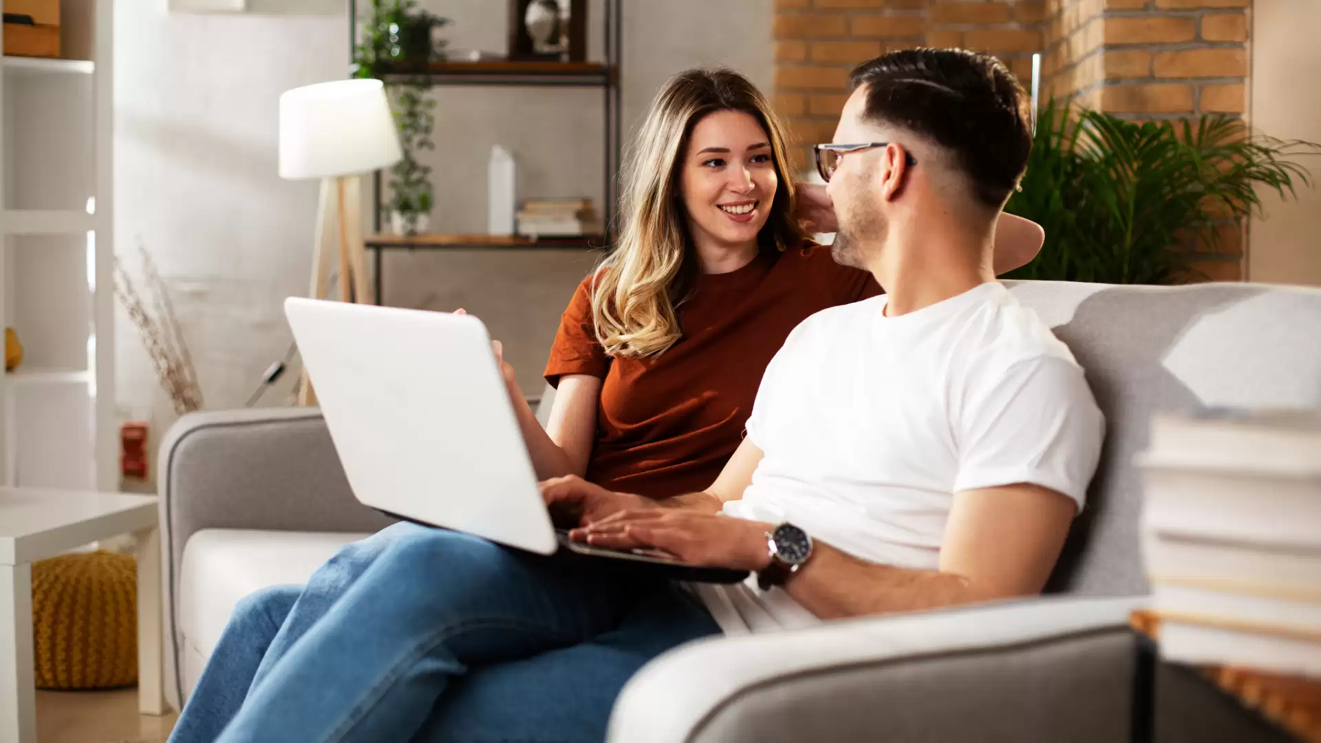 Hero Image for Home Loan Comparison Guide: How to Find the Right Mortgage Solution for Your Melbourne Property Purchase